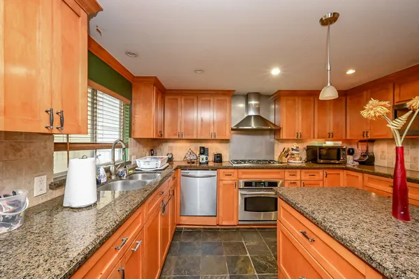 $365,990 | 2407 Fawnwood Lane, Spring, TX 77386