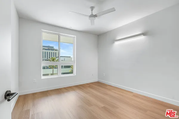 $4,095 | 10601 Washington Boulevard, Unit 705, Culver City, CA 90232