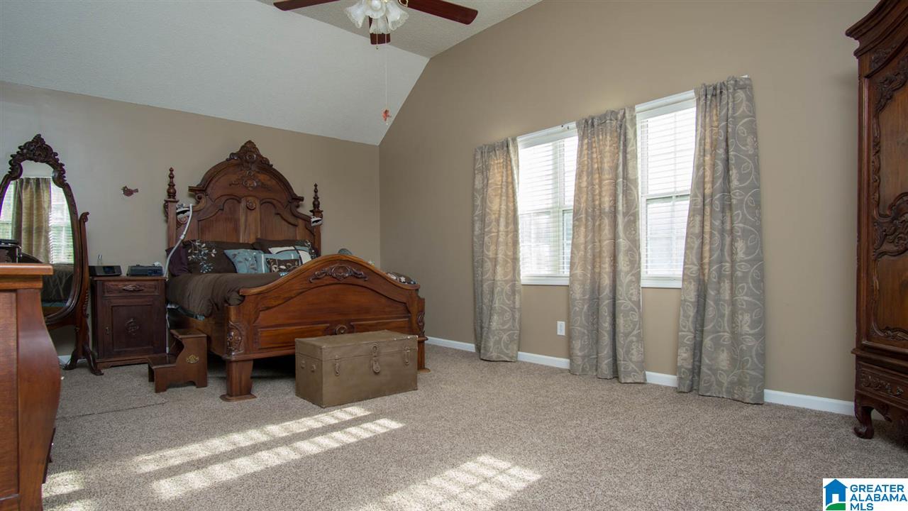 152 Summer Brook Lane Alabaster, AL 35007 - Photo 13 of 28