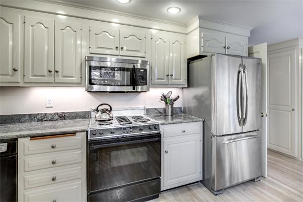 5 Leeland Terrace Lexington, MA 02421 - Photo 8 of 30 Gallery Image 8