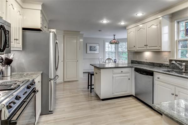5 Leeland Terrace Lexington, MA 02421 - Photo 9 of 30 Gallery Image 9