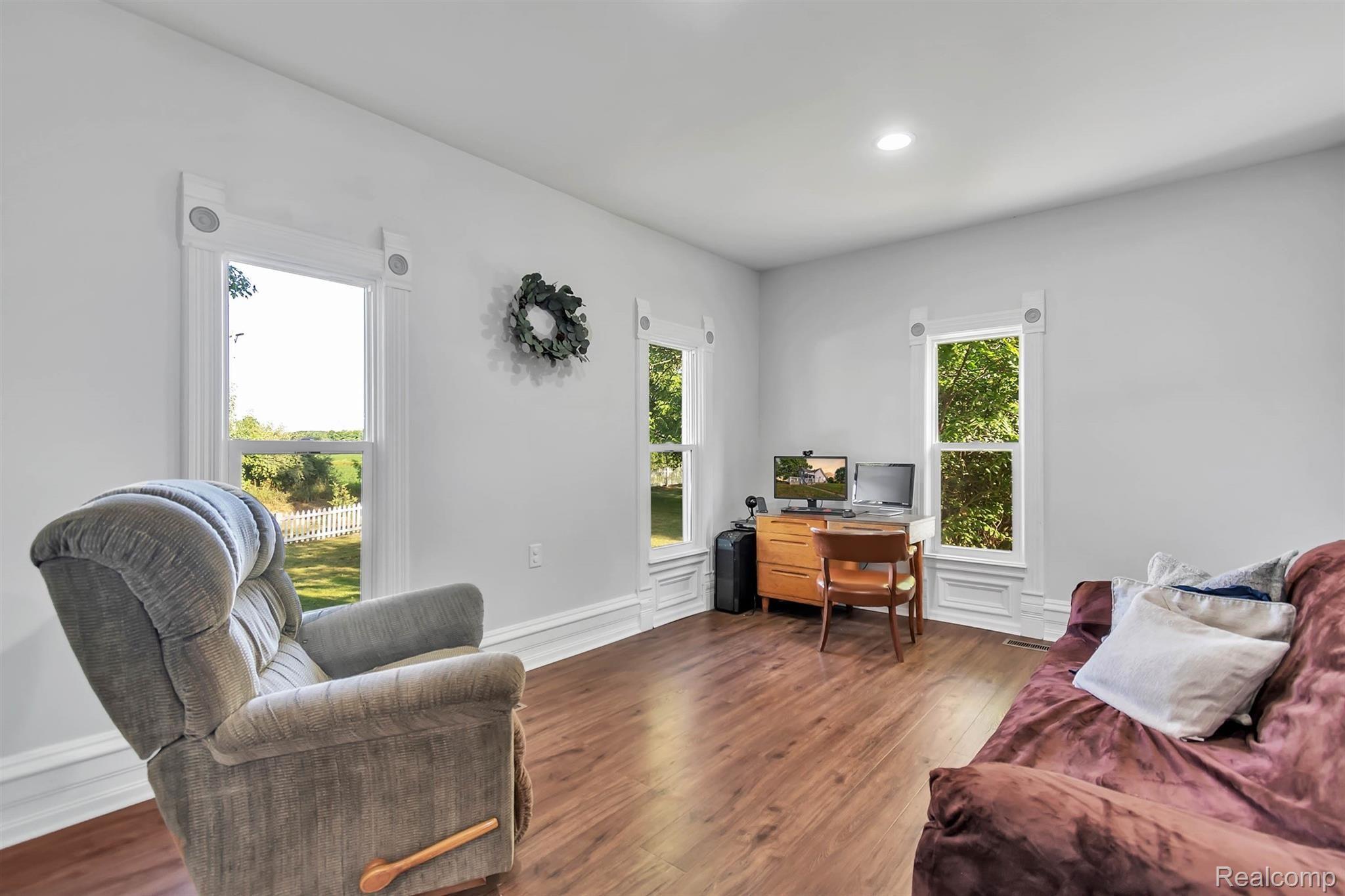 3873 Chase Lake Road Howell, MI 48855 - Photo 12 of 47 17-3873 Chase Lake Rd-WindowStill-R.jpg