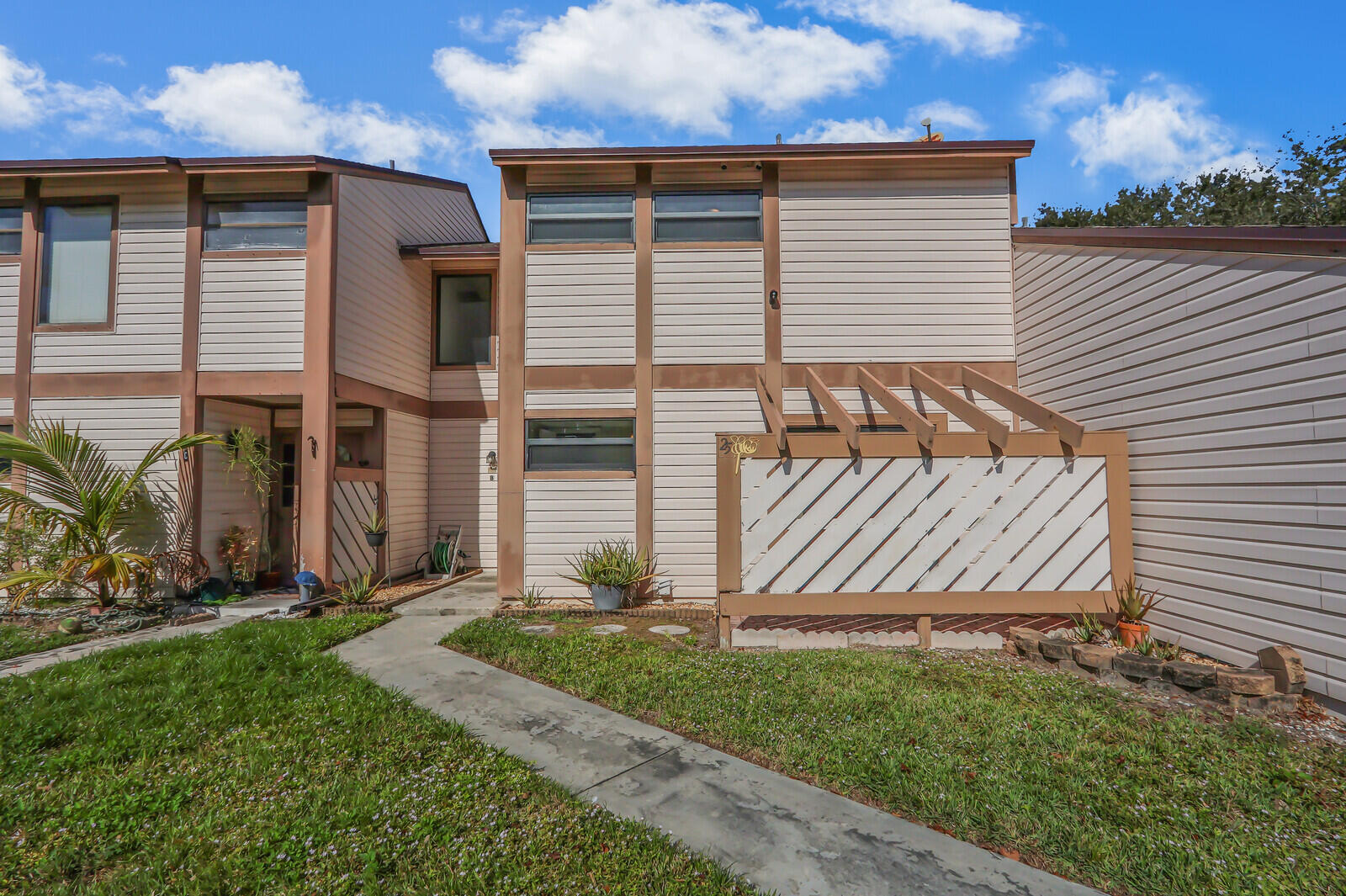 113 Sherwood Circle, Unit 25B Jupiter, FL 33458 - Photo 1 of 29 05_Image_5_mls