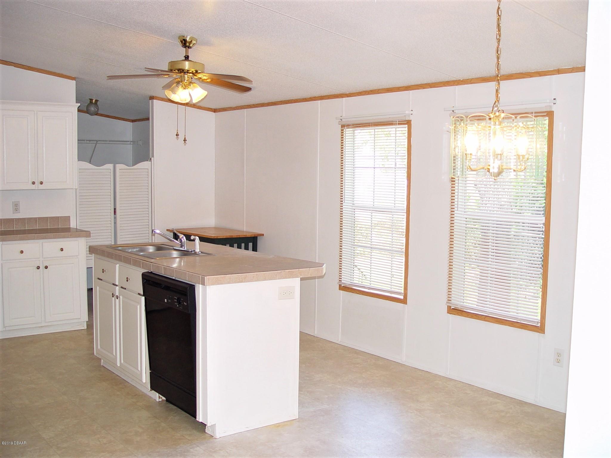 620 Vaughn Road Port Orange, FL 32127 - Photo 8 of 21 DSC00062