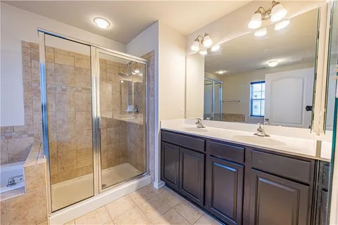 $389,900 | 10 Roosevelt Drive, McKees Rocks, PA 15136