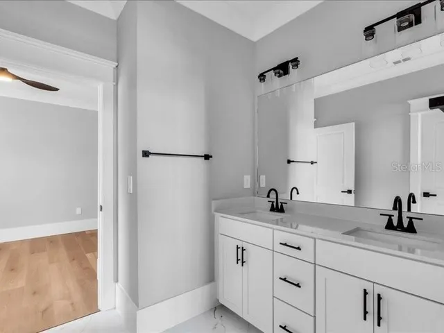 a bathroom with a bathtub and toilet