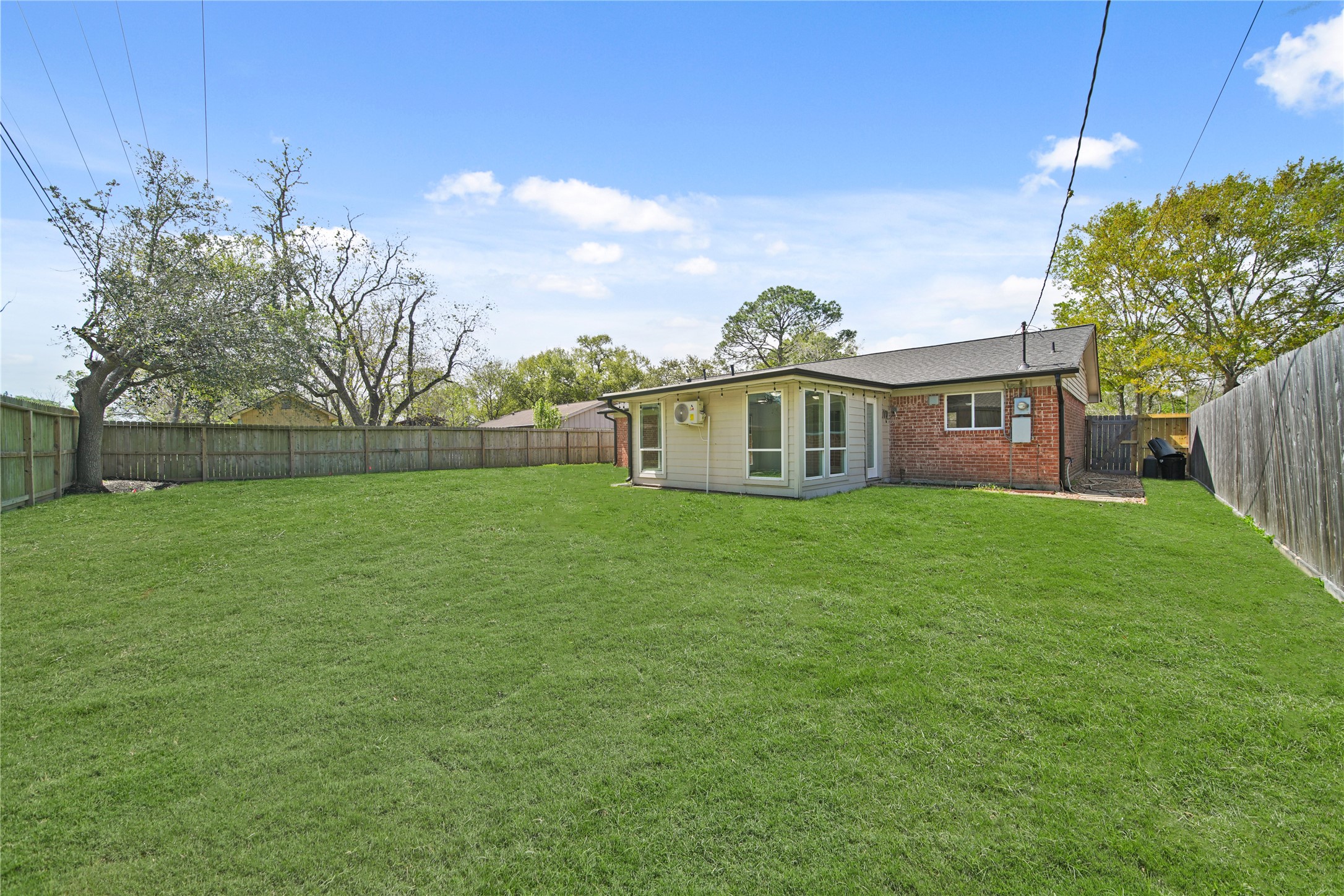 303 Rachael Lane Friendswood, TX 77546 - Photo 14 of 15 Second view of the backyard.