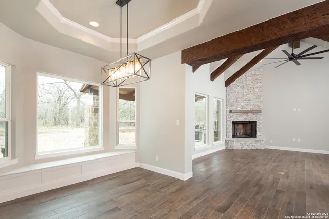 $3,400 | 229 Twin Oaks Drive, La Vernia, TX 78121