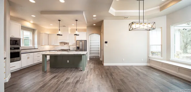 $3,400 | 229 Twin Oaks Drive, La Vernia, TX 78121