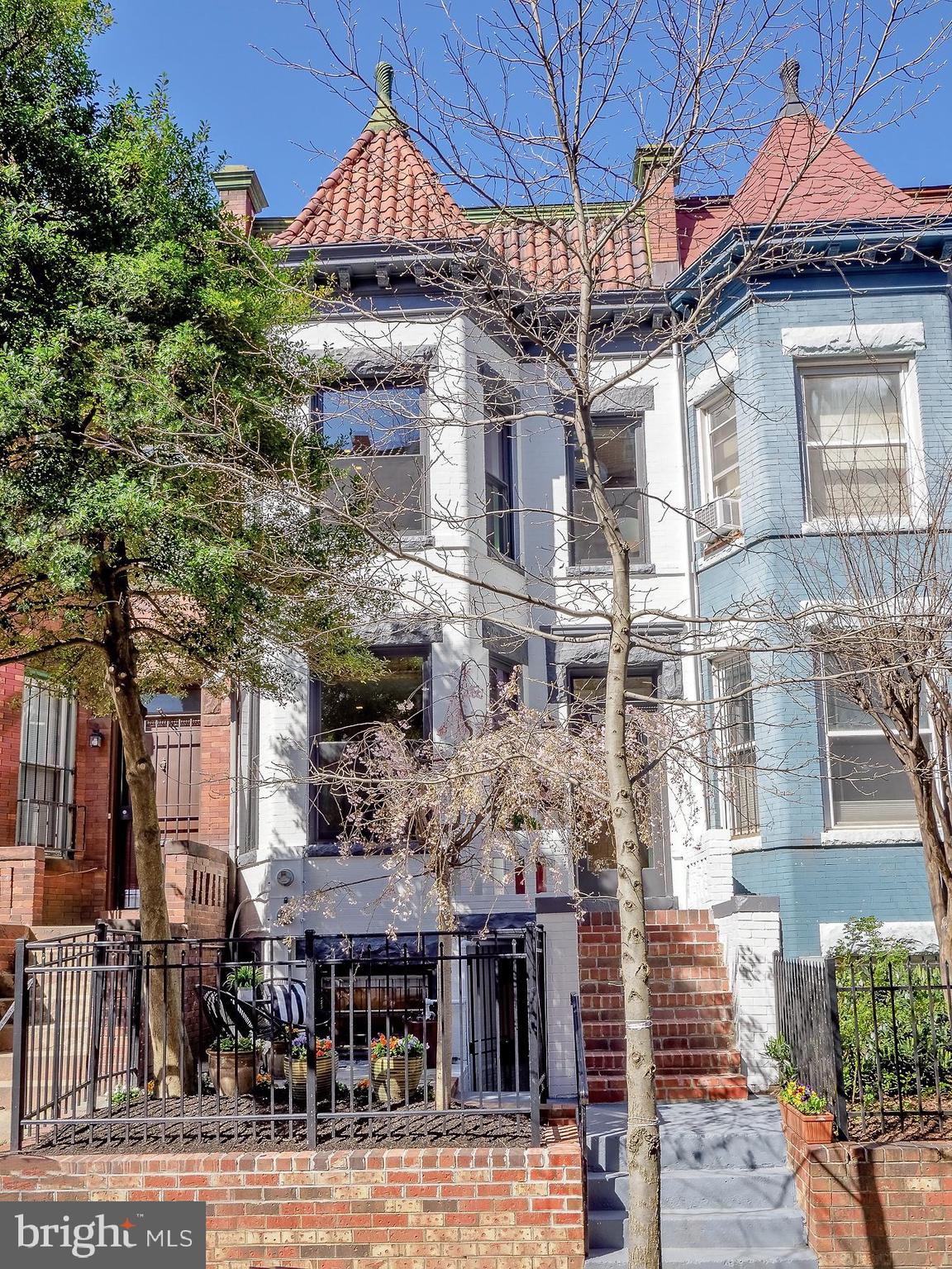 2602 Mozart Place Northwest Washington, DC 20009 - Photo 3 of 33