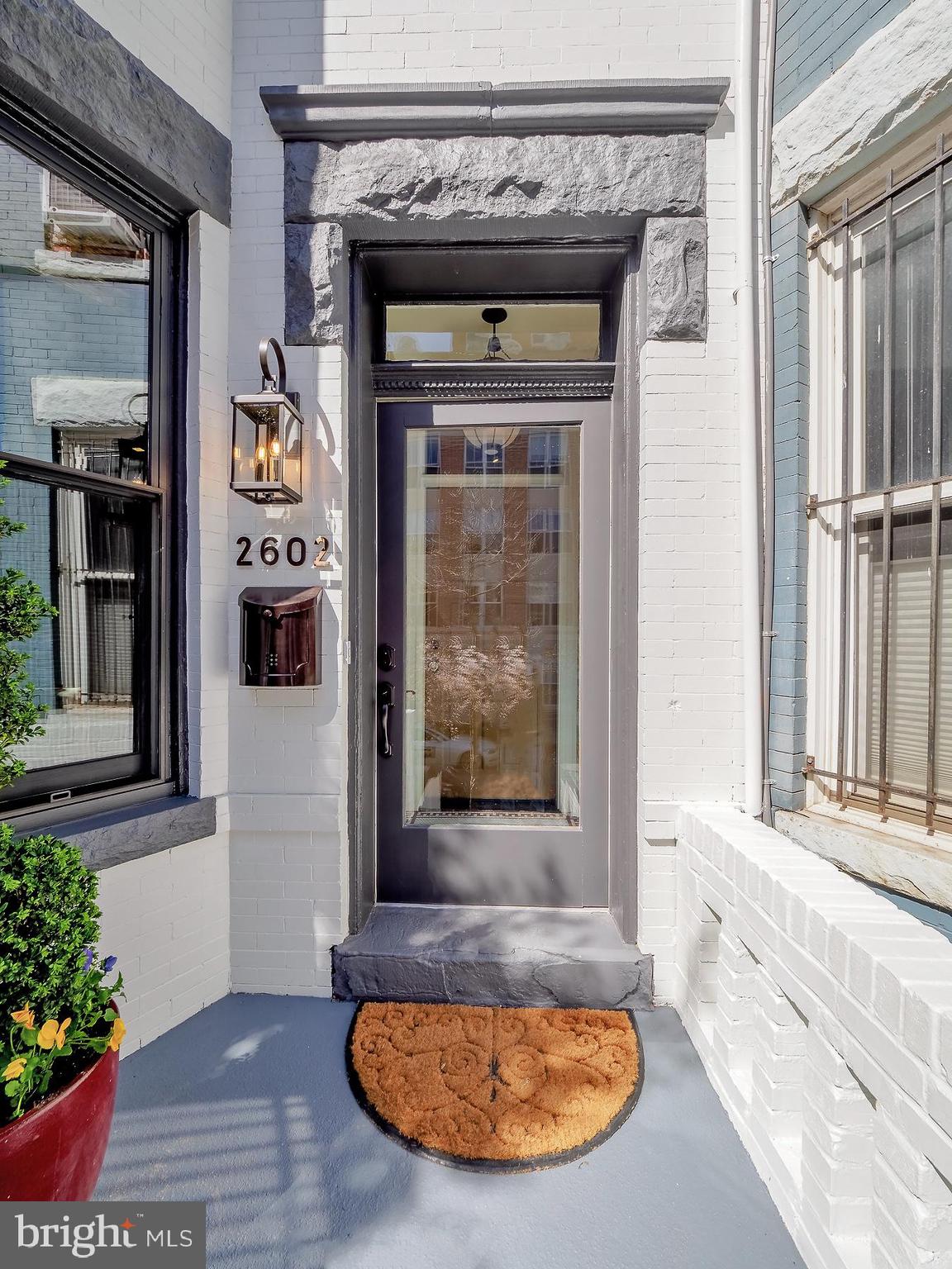 2602 Mozart Place Northwest Washington, DC 20009 - Photo 6 of 33