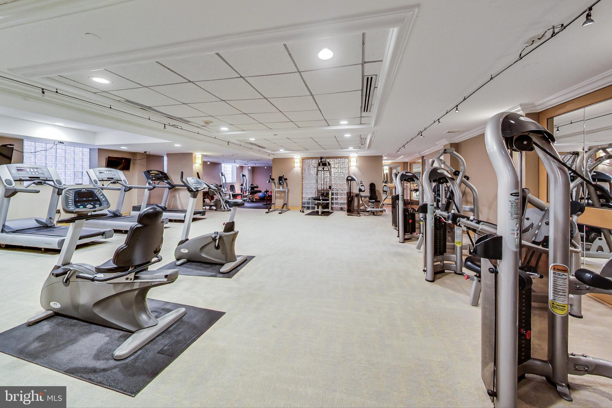 616 E Street Northwest, Unit 1019 Washington, DC 20004 - Photo 24 of 37