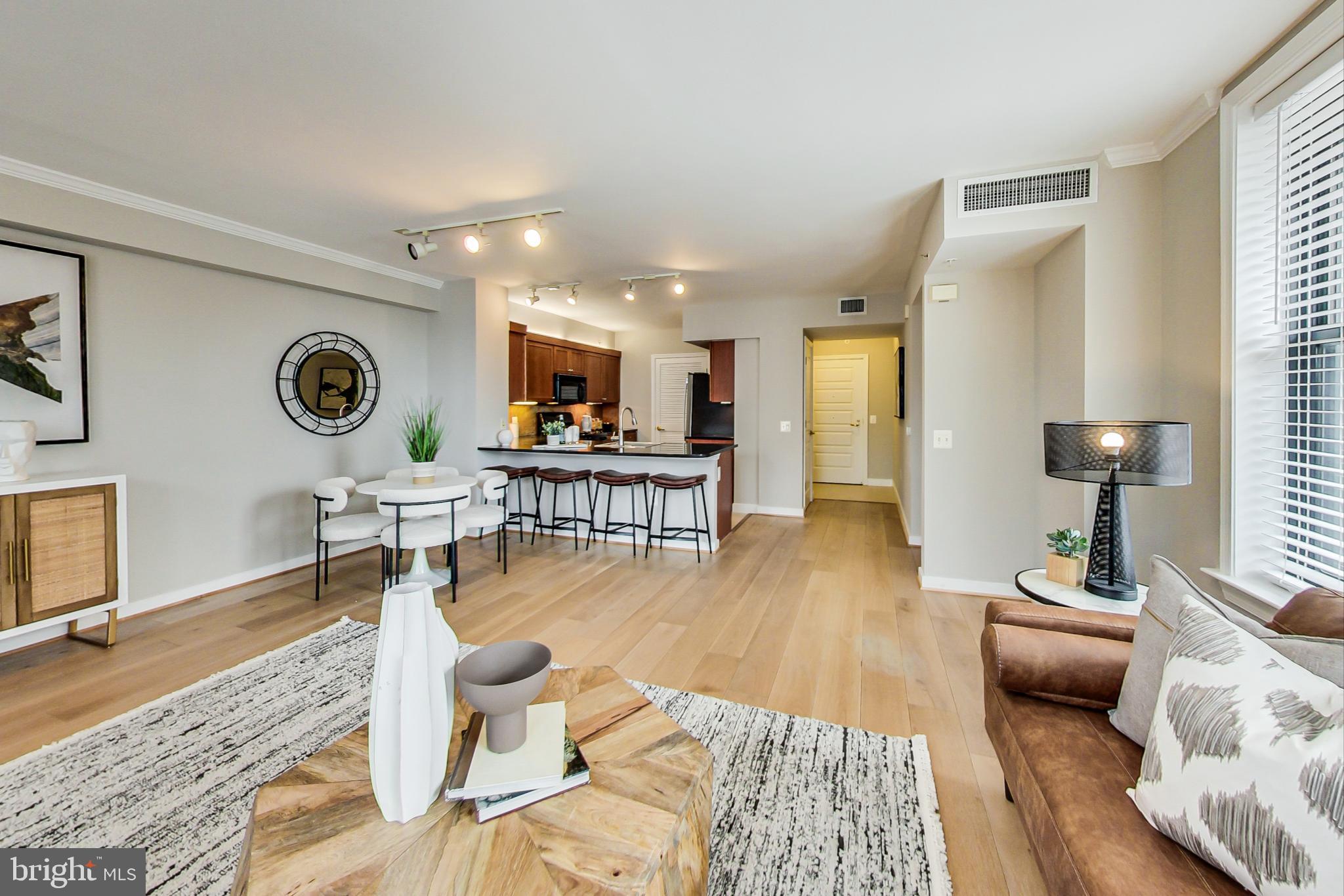 616 E Street Northwest, Unit 1019 Washington, DC 20004 - Photo 3 of 37