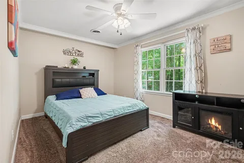 $800,000 | 5812 Camelot Drive, Charlotte, NC 28270