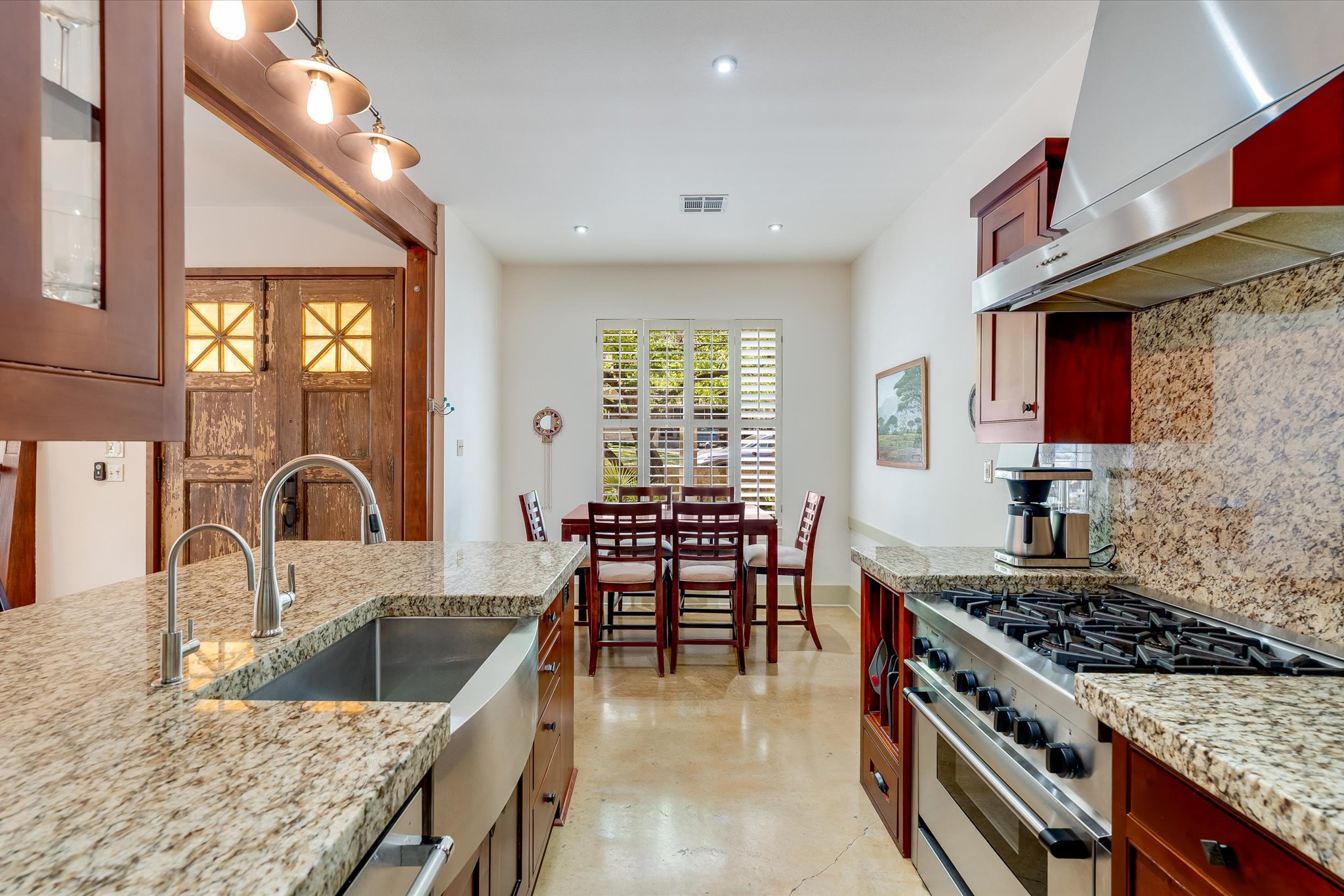 2405 Kinney Road, Unit 2405 Austin, TX 78704 - Photo 5 of 15 Custom cabinetry