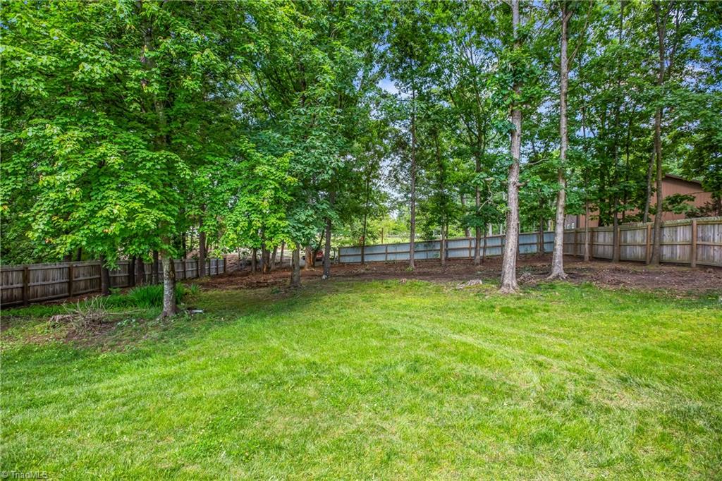 3327 Timberwolf Avenue High Point, NC 27265 - Photo 32 of 35 Gallery Image 32