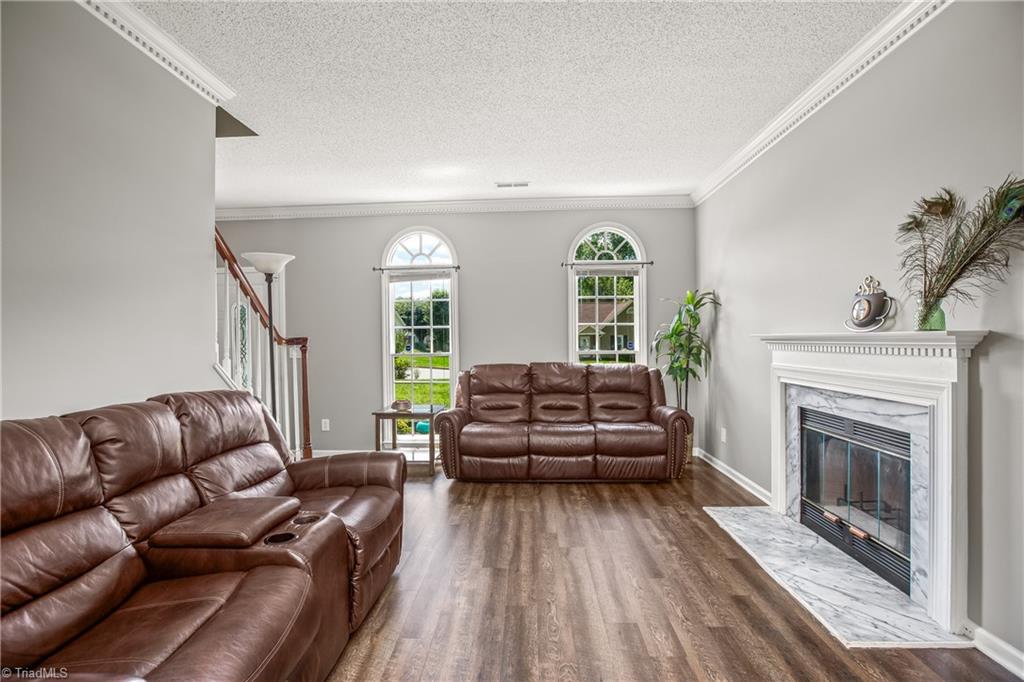 3327 Timberwolf Avenue High Point, NC 27265 - Photo 5 of 35 Gallery Image 5