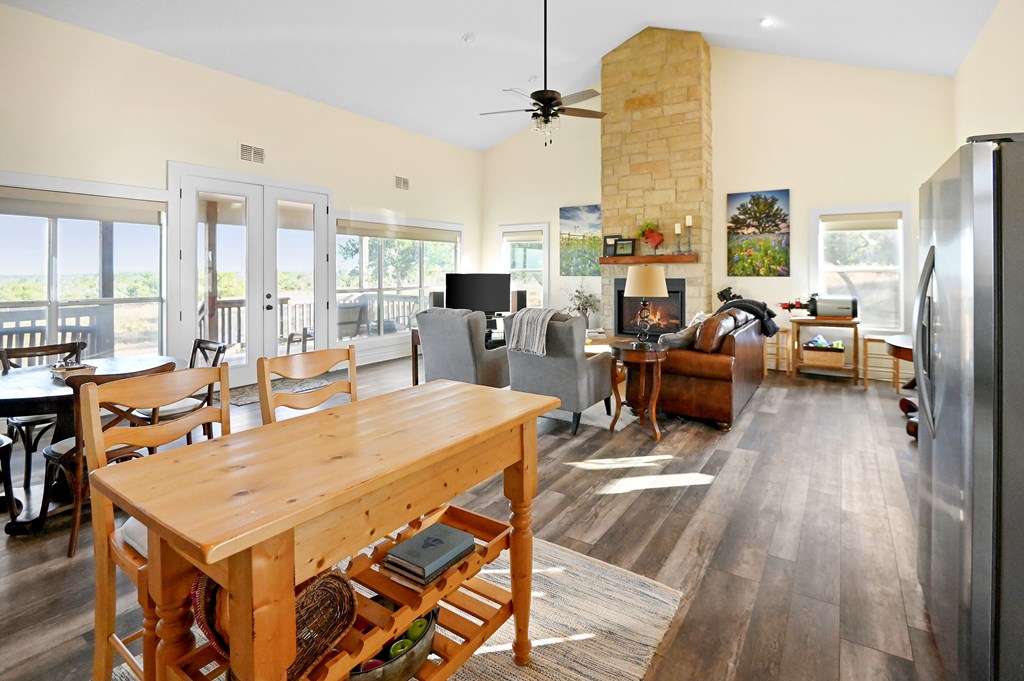 1699 Adobe Creek Road Fredericksburg, TX 78624 - Photo 12 of 68