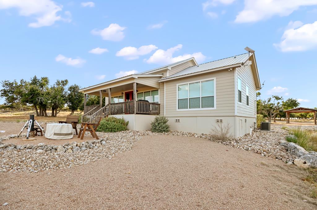 1699 Adobe Creek Road Fredericksburg, TX 78624 - Photo 57 of 68