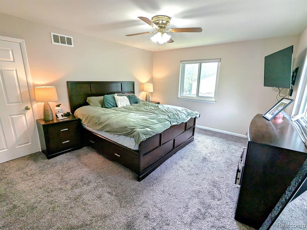 26199 Power Road Farmington Hills, MI 48334 - Photo 21 of 51