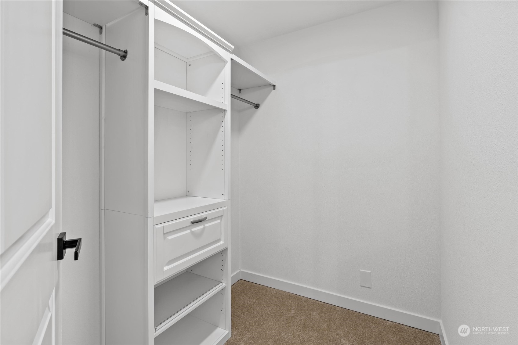 1256 Birch Street Edmonds, WA 98020 - Photo 19 of 37 a view of walk in closet