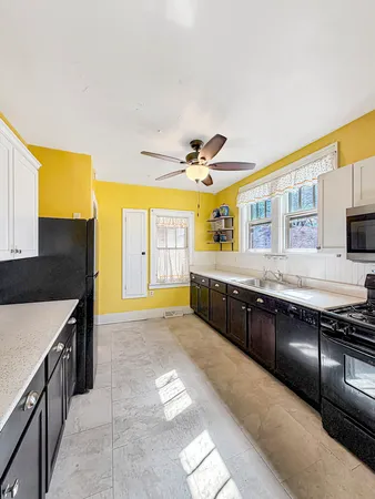 $89,900 | 405 North Apple Avenue, Freeport, IL 61032