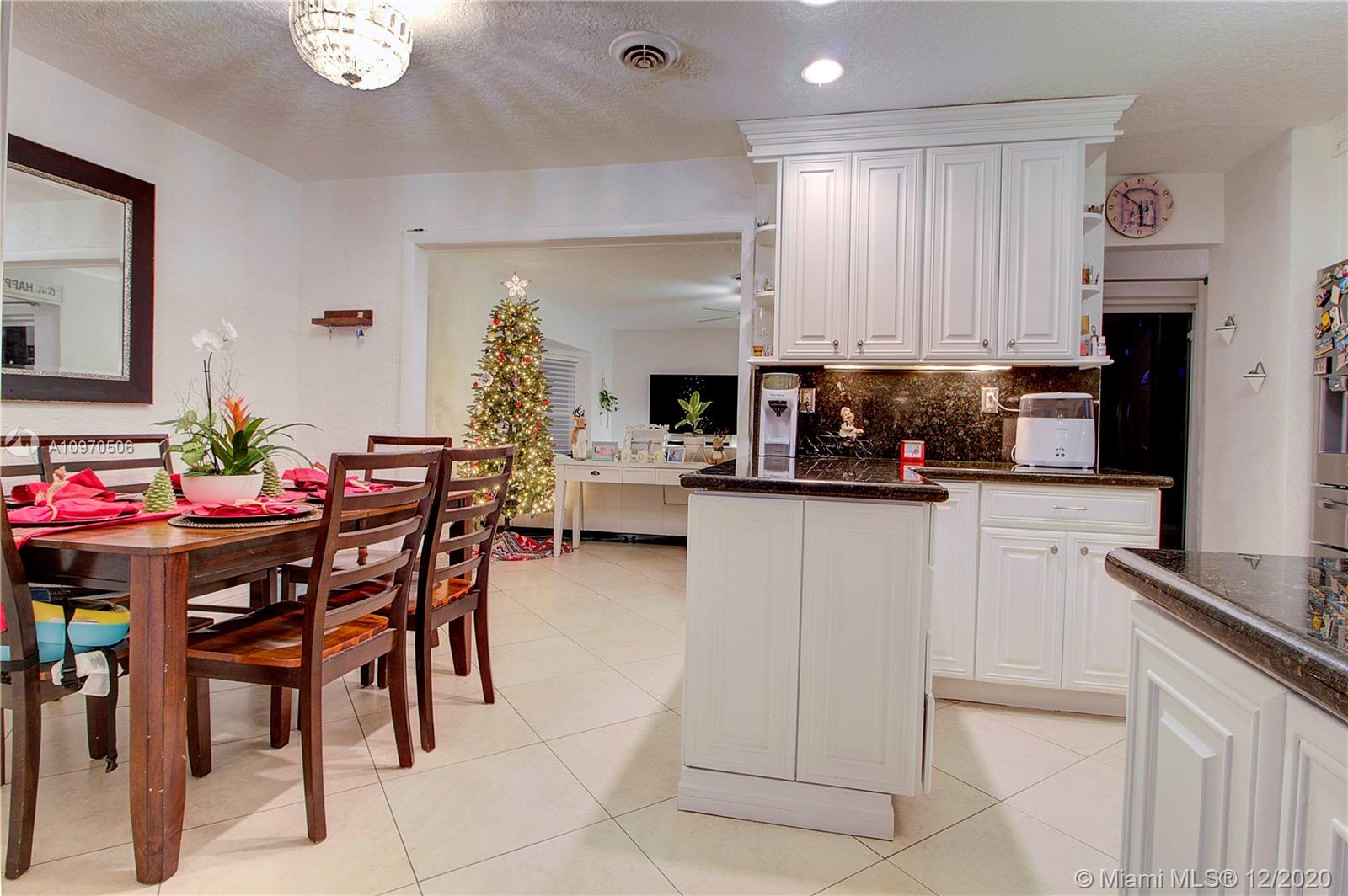 4520 West Park Road Hollywood, FL 33021 - Photo 14 of 36