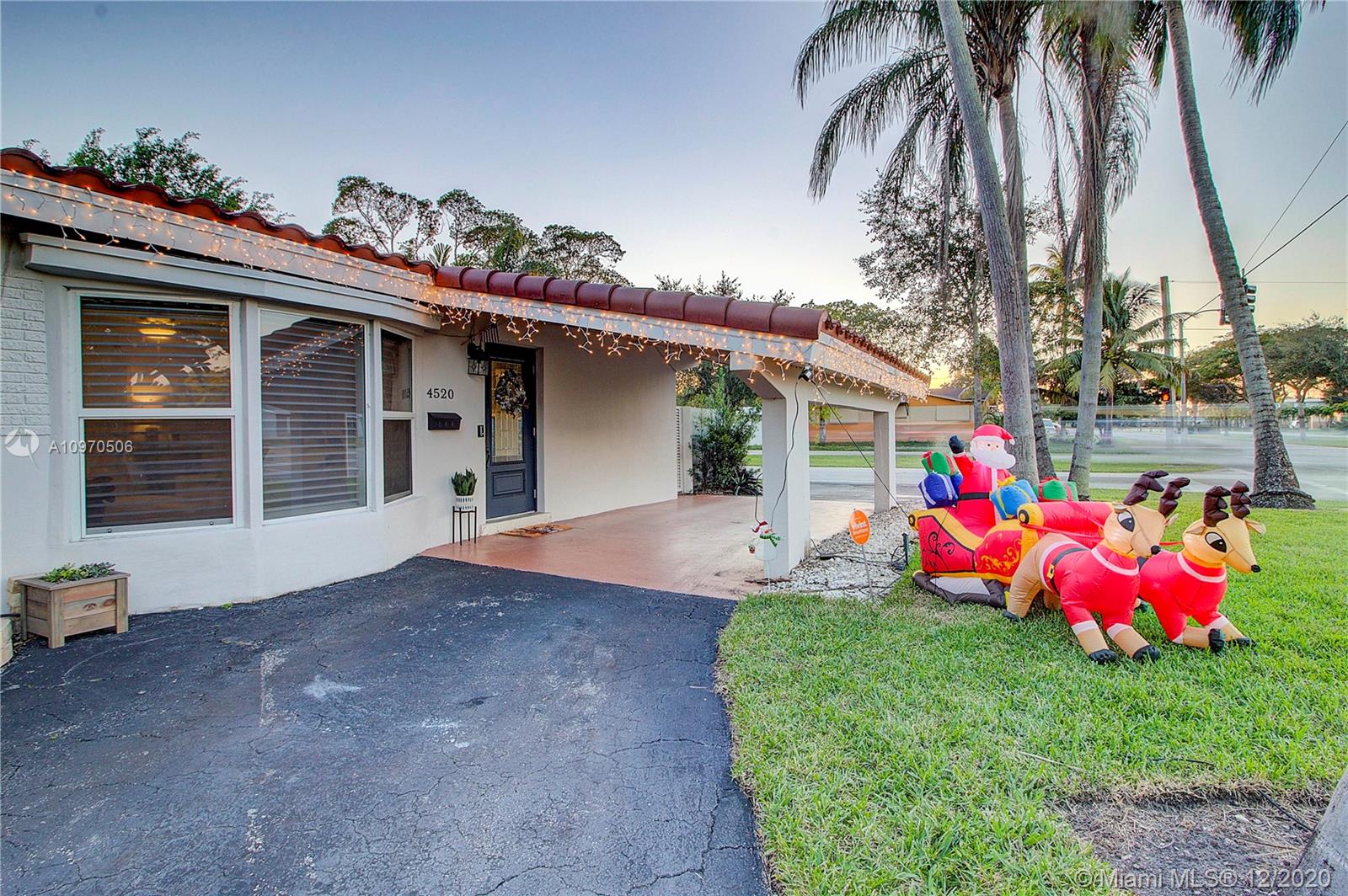 4520 West Park Road Hollywood, FL 33021 - Photo 4 of 36