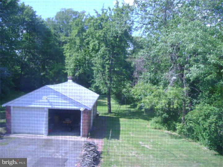 919 East Main Street Maple Shade, NJ 08052 - Photo 8 of 13 Gallery Image 8