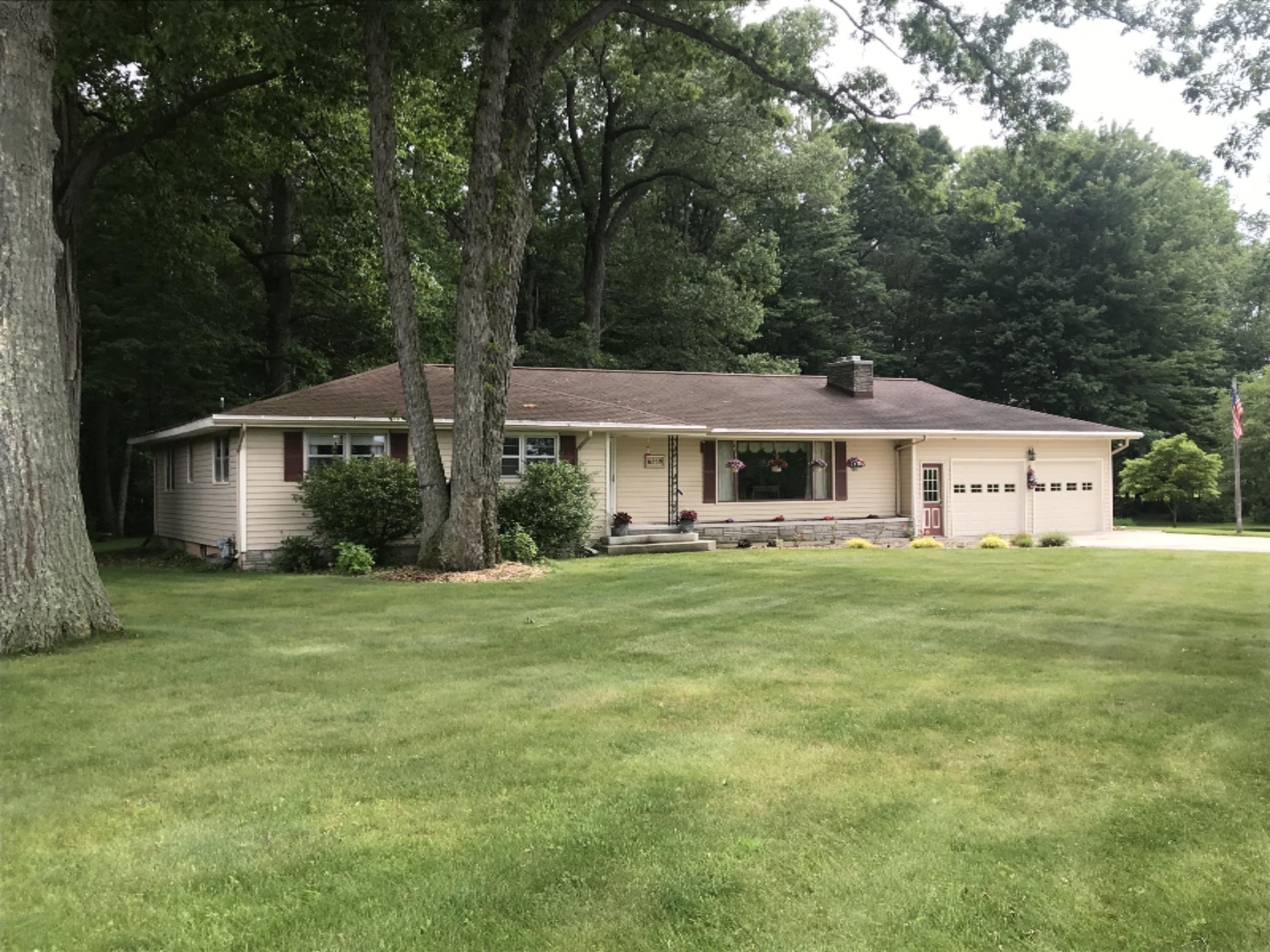 6869 Post Road Montague, MI 49437 - Photo 3 of 41 F0174AB2-129F-44D5-8383-5C6DA52DED7E