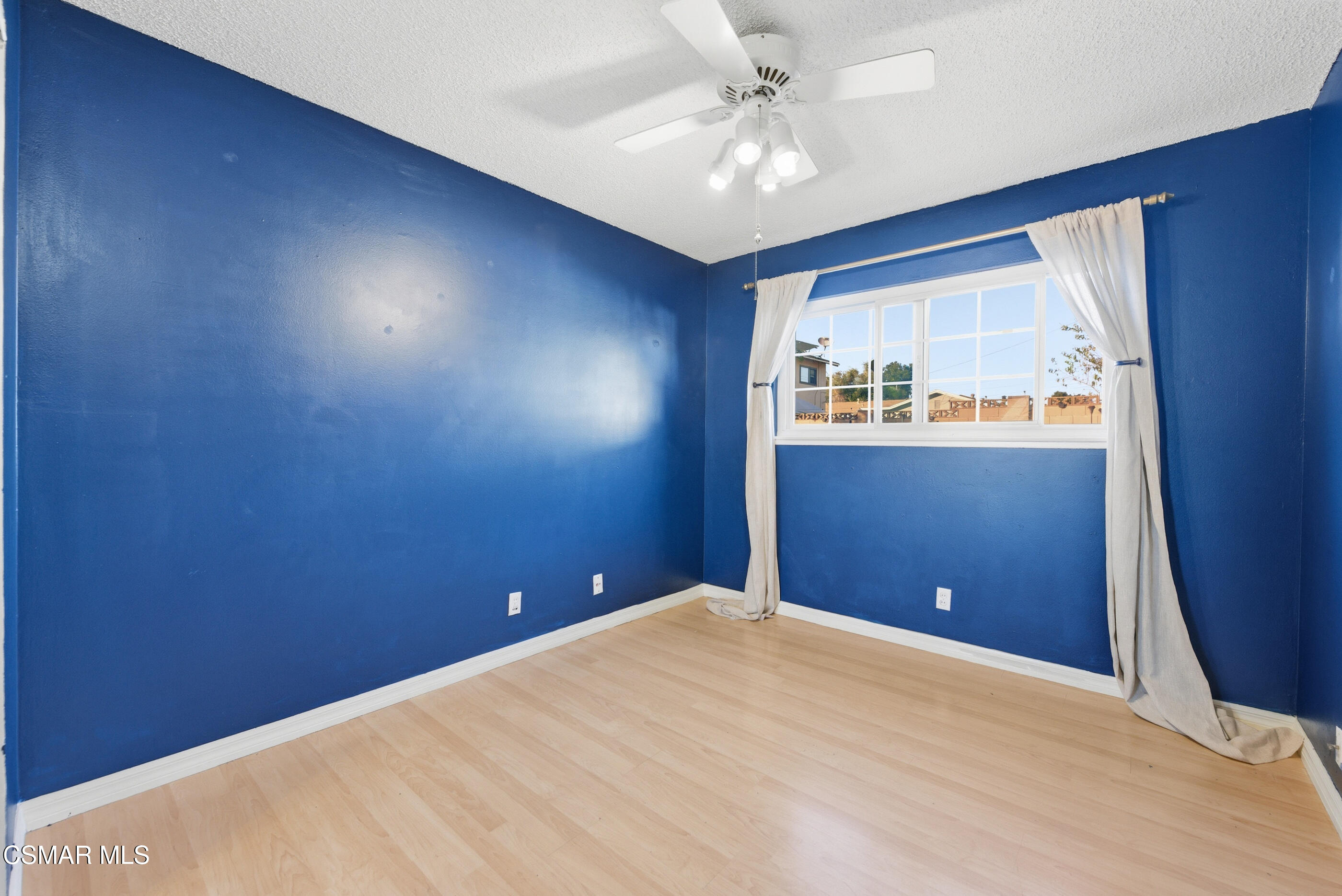 2267 Morley Street Simi Valley, CA 93065 - Photo 18 of 35 a view of an empty room with a window