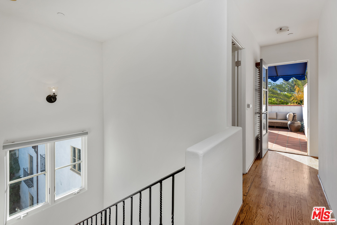 1414 North Harper Avenue, Unit 5 West Hollywood, CA 90046 - Photo 26 of 36