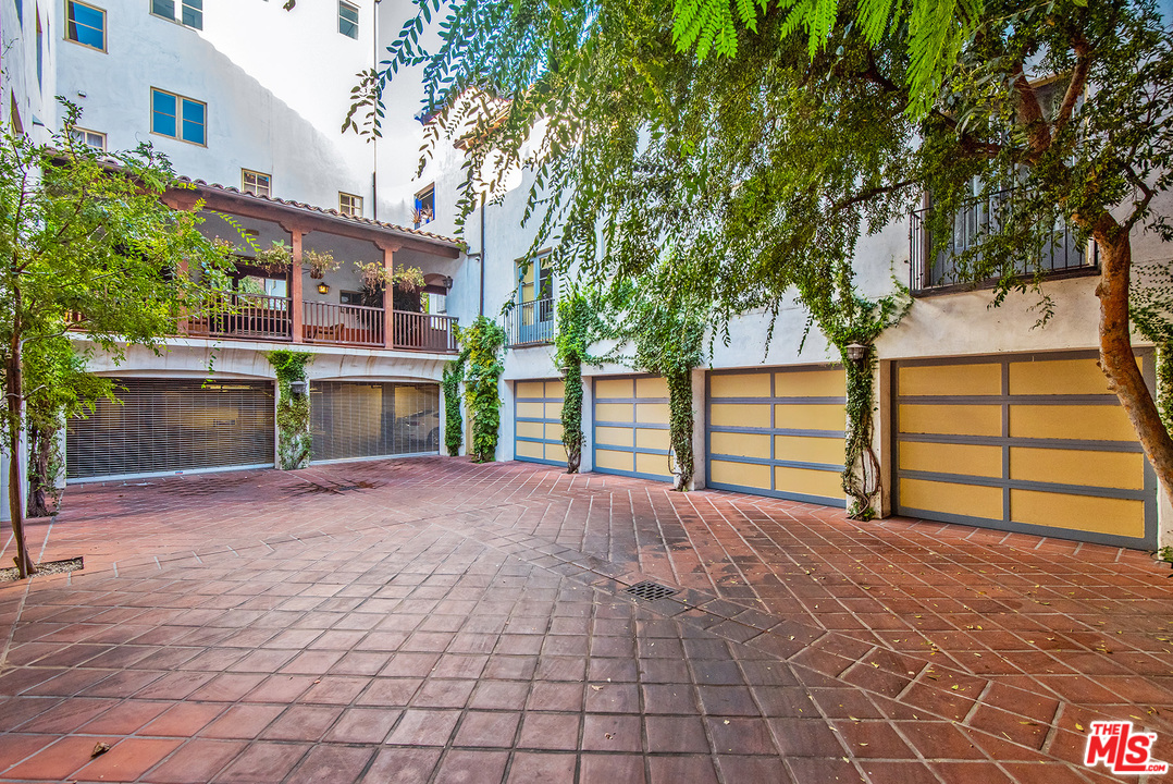 1414 North Harper Avenue, Unit 5 West Hollywood, CA 90046 - Photo 34 of 36