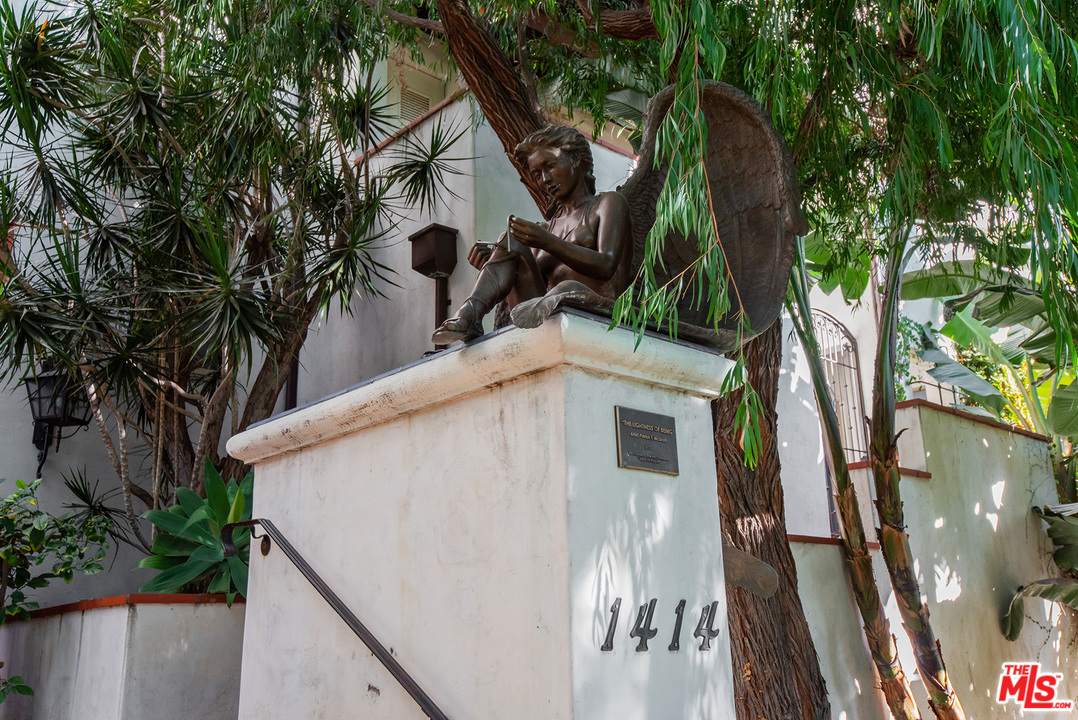 1414 North Harper Avenue, Unit 5 West Hollywood, CA 90046 - Photo 7 of 36