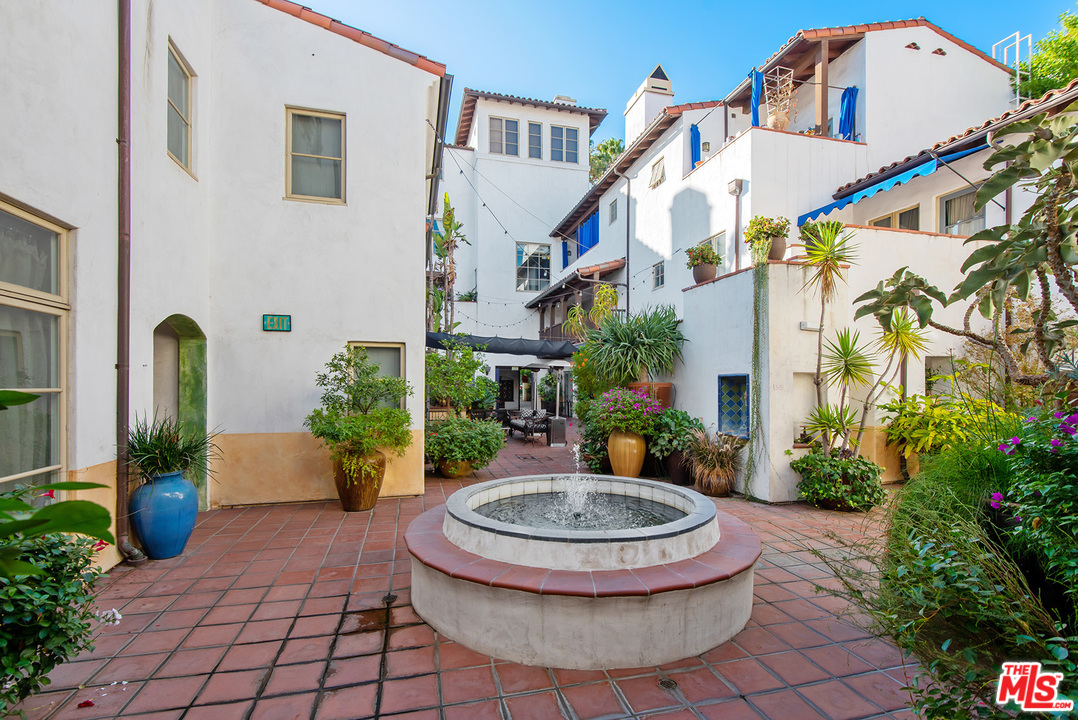 1414 North Harper Avenue, Unit 5 West Hollywood, CA 90046 - Photo 10 of 36