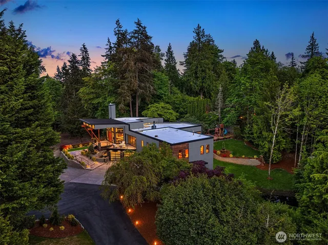 $1,849,000 | 21214 143rd Avenue Southeast, Kent, WA 98042