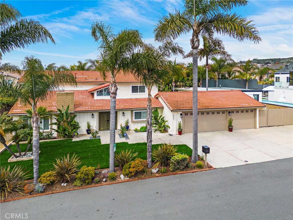 35491 Del Rey Dana Point, CA 92624 - Photo 34 of 48 front view of a house with a garden