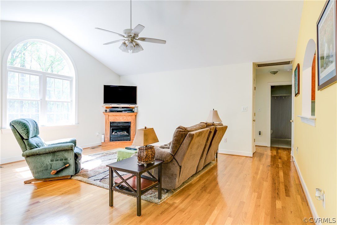 4377 Three Bridge Road Powhatan, VA 23139 - Photo 8 of 20 Gallery Image 8