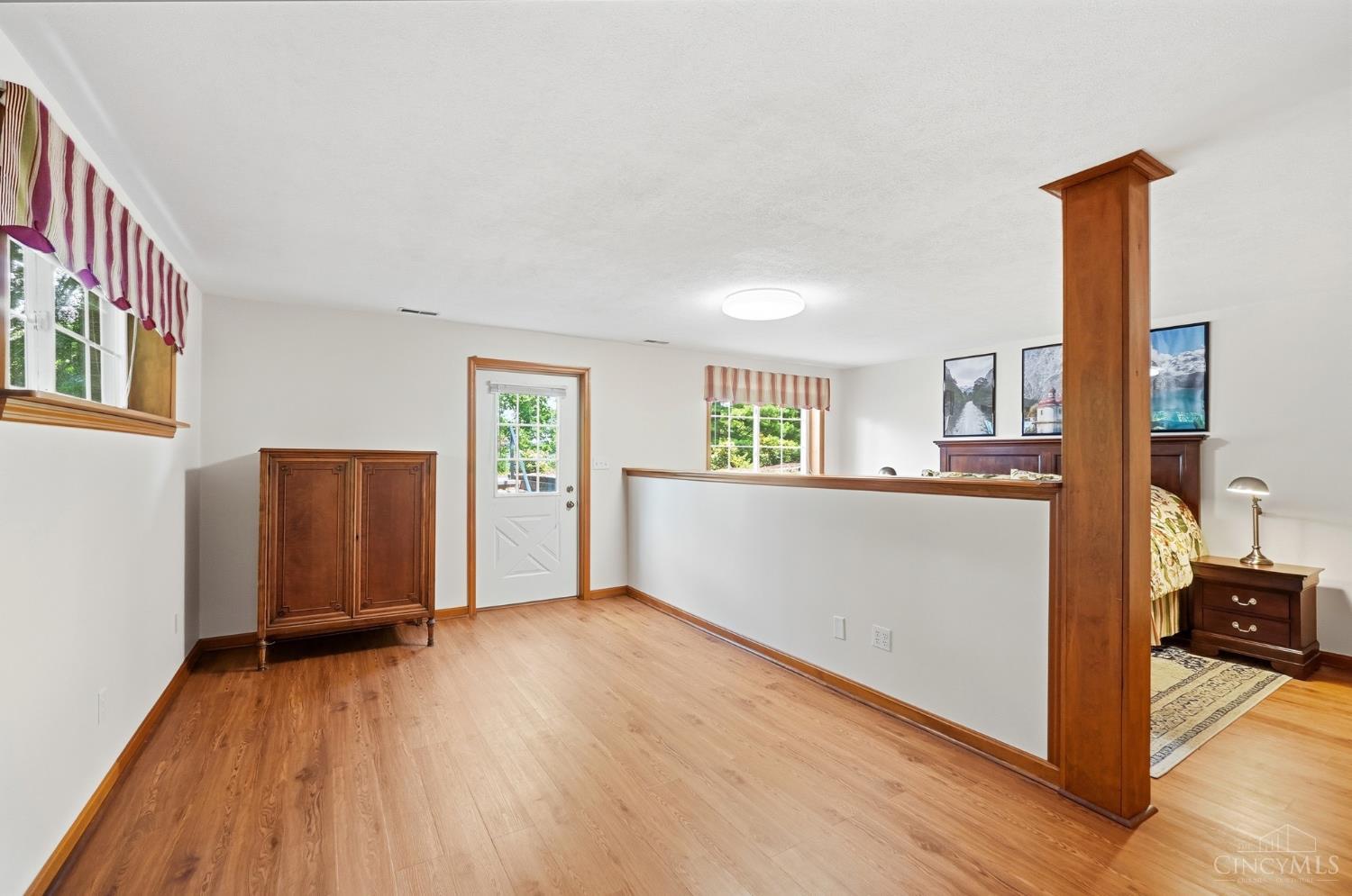 6596 Springdale Road Cincinnati, OH 45247 - Photo 38 of 81
