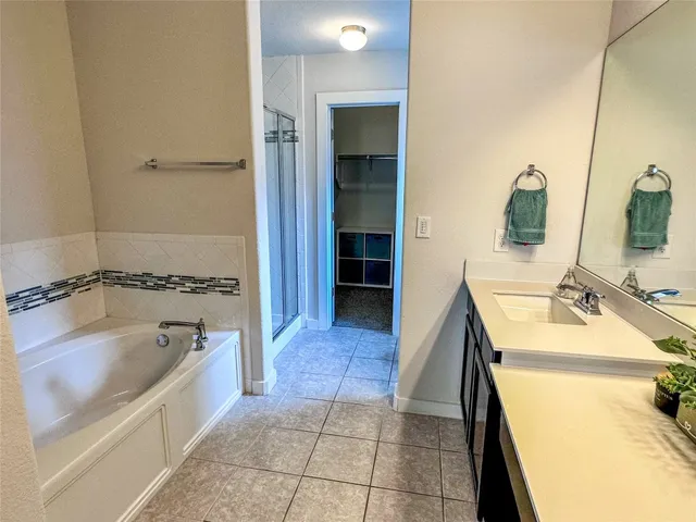 $2,700 | 7216 Sienna Rouge Path, Austin, TX 78744