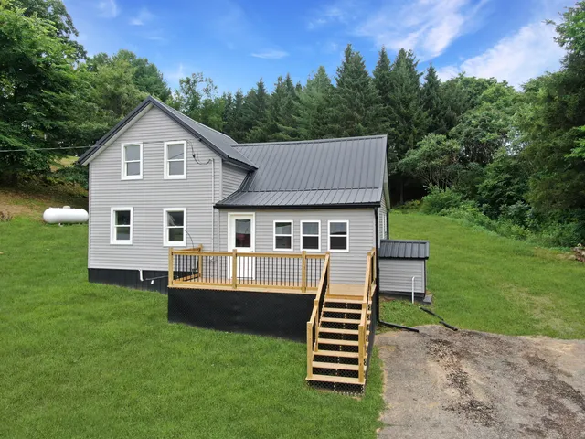 $269,900 | 29998 Co Hwy II, Westford, WI 53924