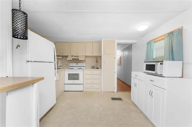 $99,900 | 315 Calle Liana, Englewood, FL 34224