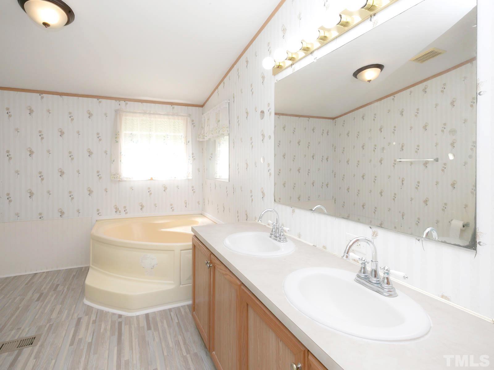170 Harris Road Youngsville, NC 27596 - Photo 17 of 30 Gallery Image 17