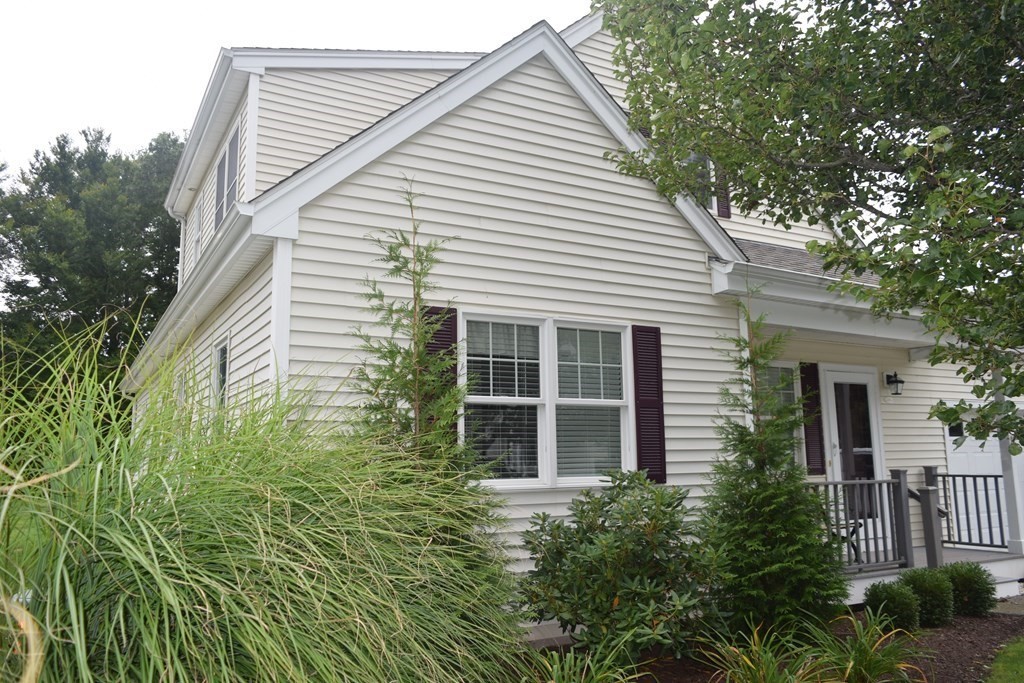 24 Benjaman Drive, Unit 24 Rochester, MA 02770 - Photo 3 of 26 Gallery Image 3