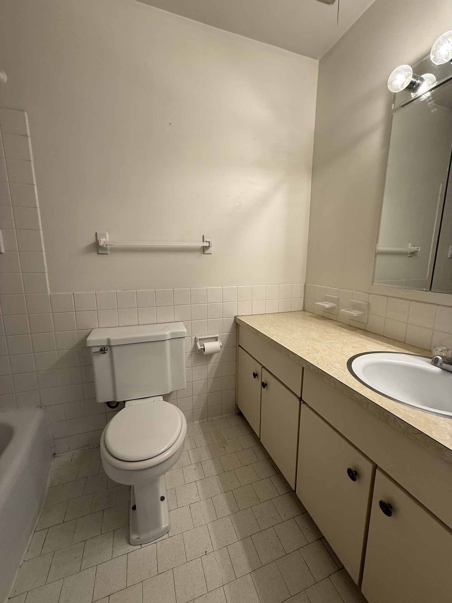 1900 Richard Jones Road, Unit A208 Nashville, TN 37215 - Photo 10 of 19