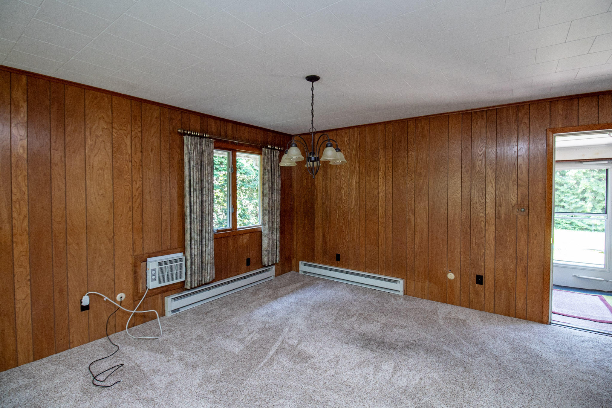 33 Addoms Street Plattsburgh, NY 12901 - Photo 9 of 34