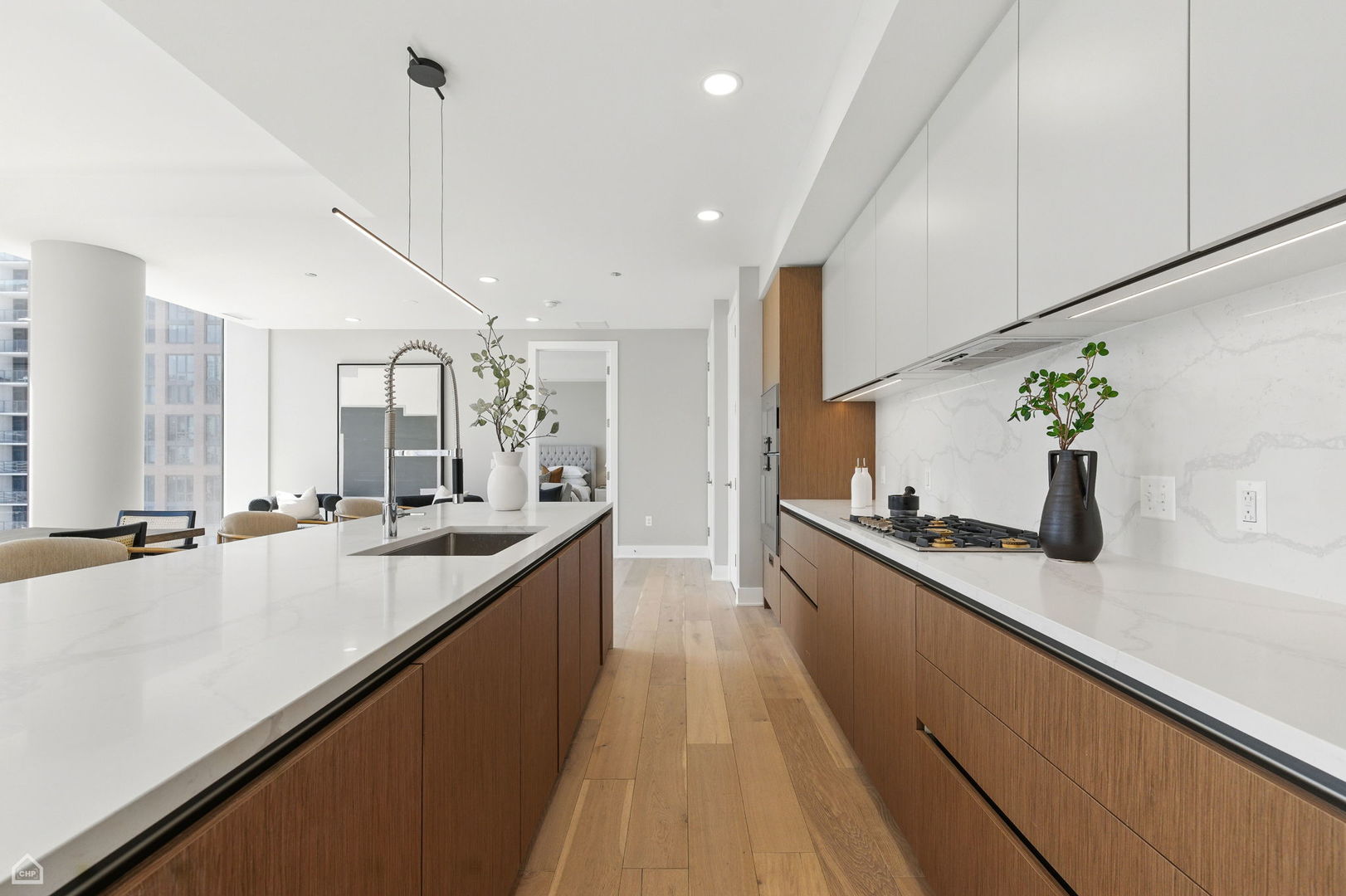 146 West Erie Street, Unit 1401 Chicago, IL 60654 - Photo 4 of 16