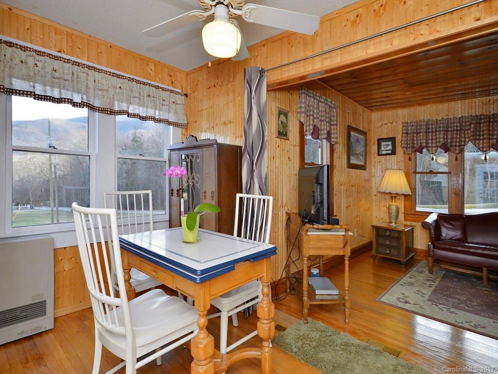 512 Walker Road Waynesville, NC 28786 - Photo 9 of 22 Gallery Image 9