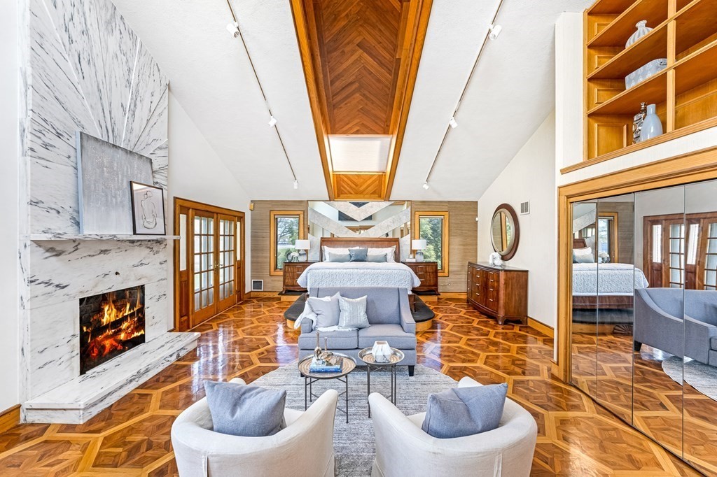 222 Bay Point Road Swansea, MA 02777 - Photo 13 of 42