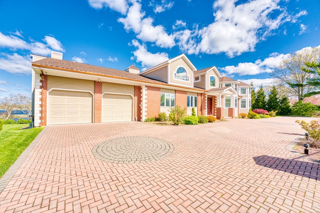 222 Bay Point Road Swansea, MA 02777 - Photo 3 of 42